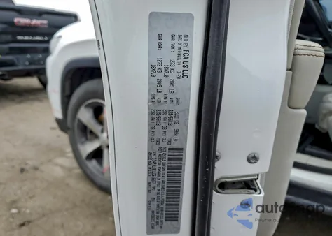 2020 Jeep Cherokee Limited z USA, uszkodzony, nr VIN 1C4PJLDB1LD616277